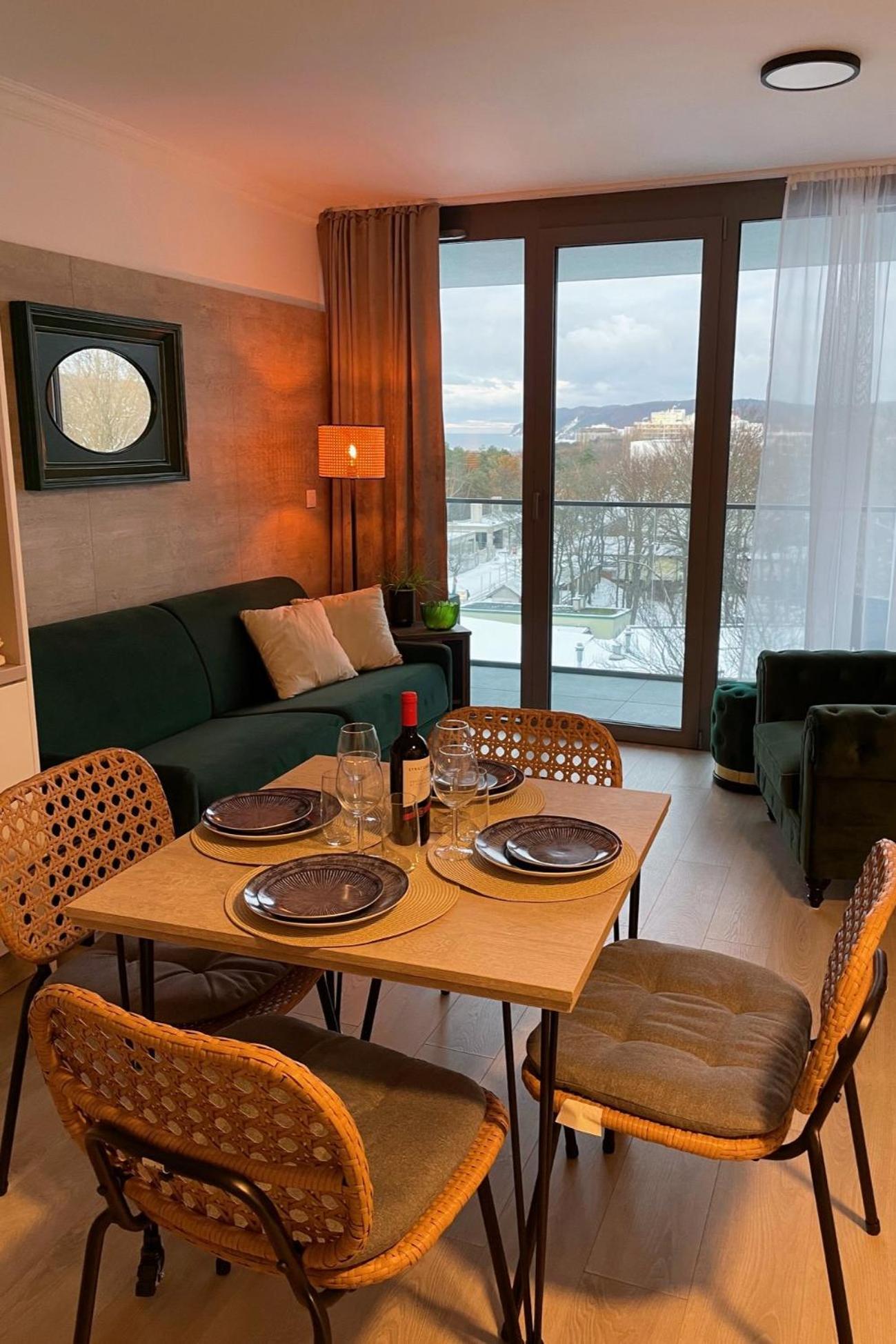 Lux Sea Towers - Wellness Spa, Gym & Beach - Seaview By Rent Like Home เมียนซิดดรอแย ภายนอก รูปภาพ