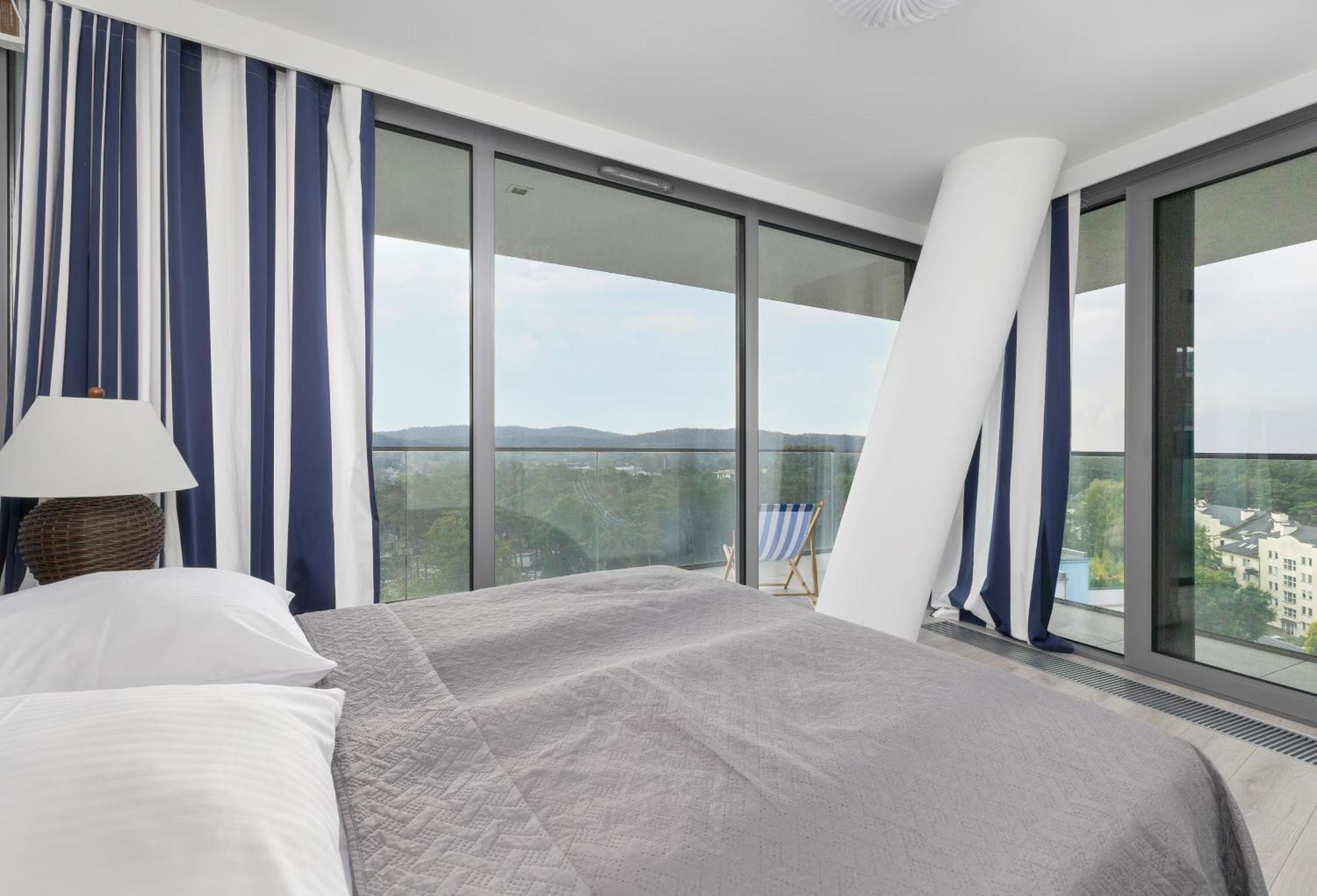 Lux Sea Towers - Wellness Spa, Gym & Beach - Seaview By Rent Like Home เมียนซิดดรอแย ภายนอก รูปภาพ